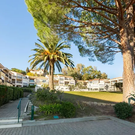Les Jardins D'ys-9 By Interhome